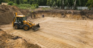 Разработка котлована Коркино, цена от 314 руб./м3.